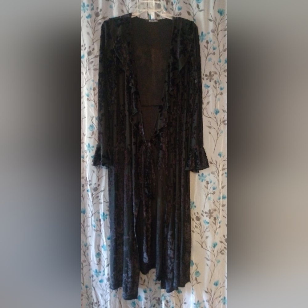 Women's sexy PaoLiNo robe. Black and see through size XL.